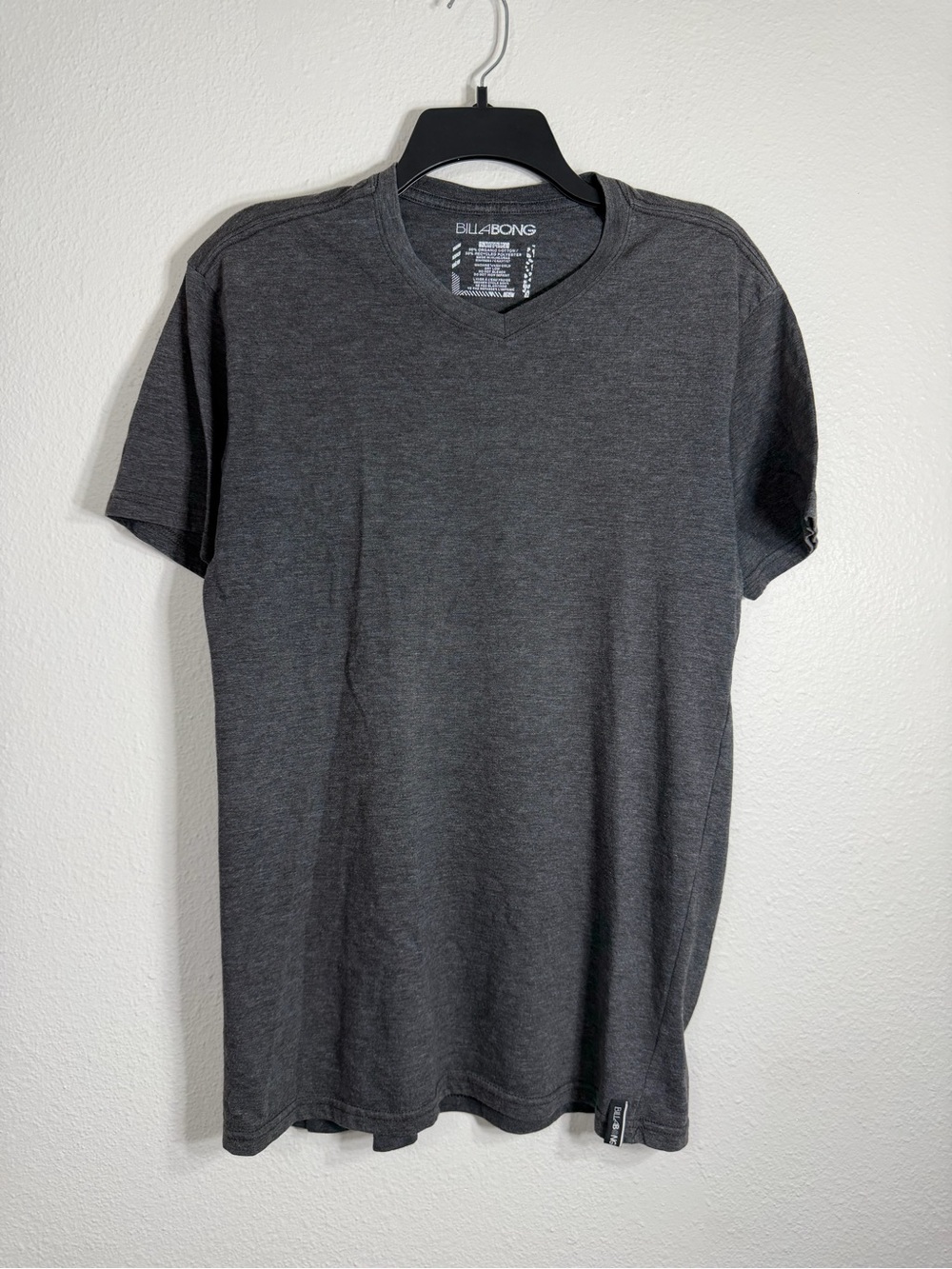 Billabong Men's Dark Charcoal V-Neck Tee